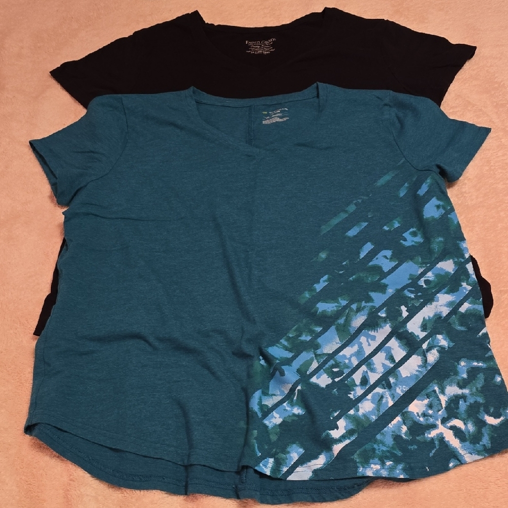 Tek Gear Teal and Black Short Sleeve Tops